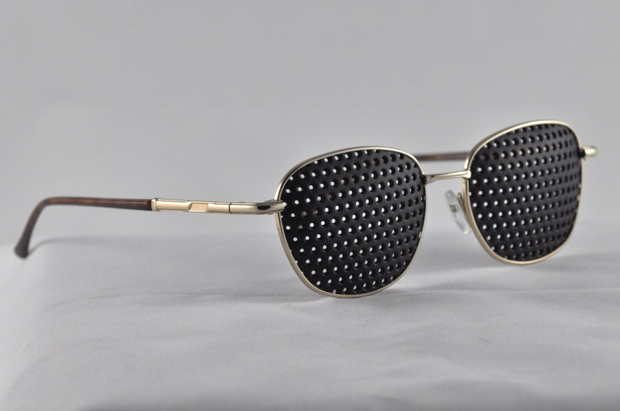 Gafas Estenopeicas Metálicas